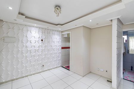 Sala de apartamento para alugar com 2 quartos, 45m² em Conjunto Habitacional Castro Alves, São Paulo