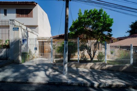 Casa à venda com 200m², 3 quartos e 3 vagasFachada