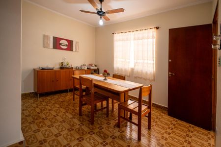 Casa à venda com 200m², 3 quartos e 3 vagasSala de Jantar