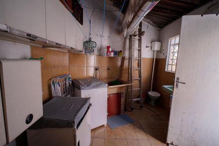 Casa à venda com 200m², 3 quartos e 3 vagasÁrea de Serviço