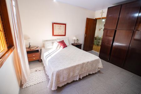 Casa à venda com 200m², 3 quartos e 3 vagasQuarto 1