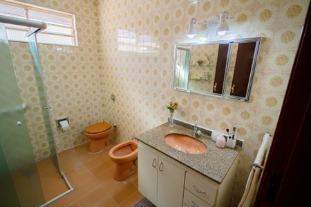 Casa à venda com 200m², 3 quartos e 3 vagasBanheiro