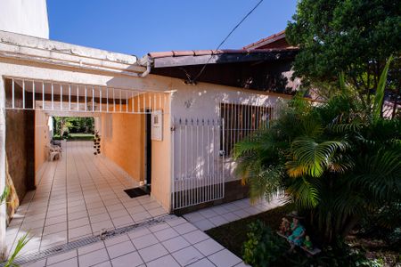 Casa à venda com 200m², 3 quartos e 3 vagasGaragem