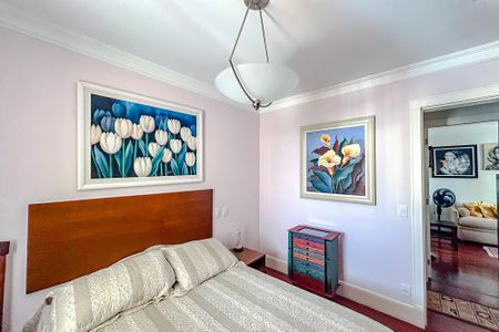 Apartamento à venda com 125m², 4 quartos e 3 vagasQuarto 1 - Suíte