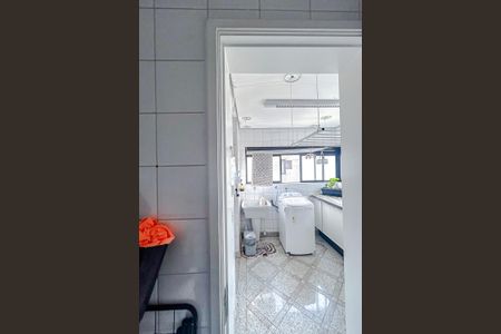 Apartamento à venda com 125m², 4 quartos e 3 vagasBanheiro de serviço