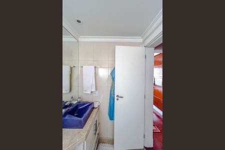 Apartamento à venda com 125m², 4 quartos e 3 vagasBanheiro da Suíte 3