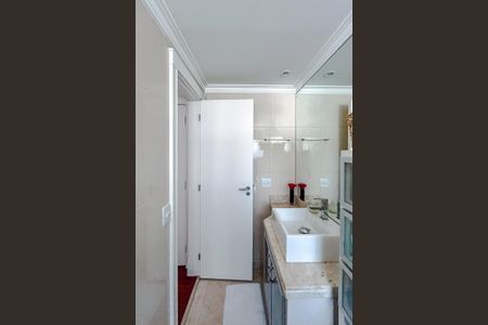 Apartamento à venda com 125m², 4 quartos e 3 vagasBanheiro da Suíte 2