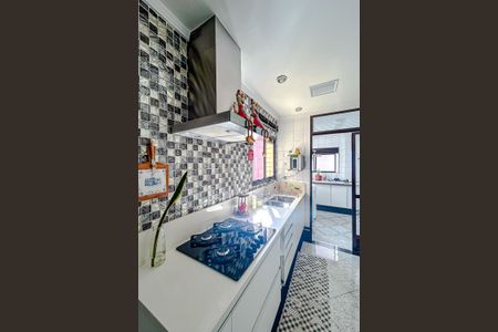 Apartamento à venda com 125m², 4 quartos e 3 vagasCozinha