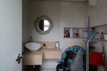 Apartamento à venda com 133m², 2 quartos e 2 vagasBanheiro do Terraço