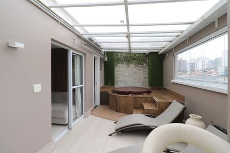 Apartamento à venda com 133m², 2 quartos e 2 vagasTerraço