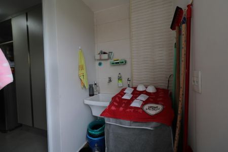 Apartamento à venda com 133m², 2 quartos e 2 vagasVaranda e Área de Serviço