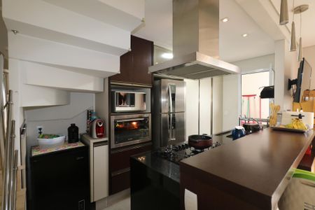 Apartamento à venda com 133m², 2 quartos e 2 vagasCozinha