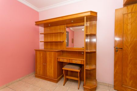 Casa à venda com 284m², 4 quartos e 6 vagas Casa à venda com 284m², 4 quartos e 6 vagasQuarto 2