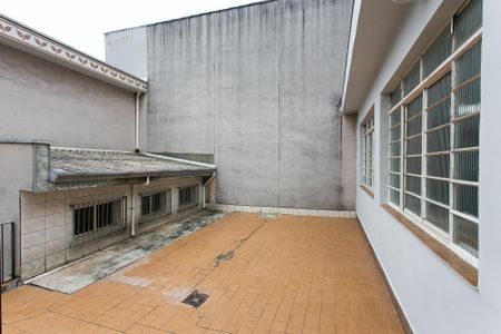 Casa à venda com 284m², 4 quartos e 6 vagas Casa à venda com 284m², 4 quartos e 6 vagasÁrea Externa