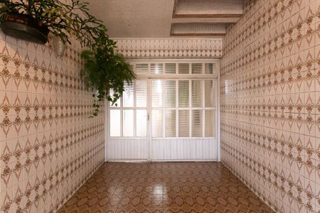 Casa à venda com 284m², 4 quartos e 6 vagas Casa à venda com 284m², 4 quartos e 6 vagasGaragem