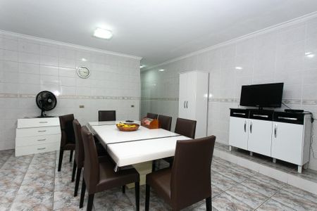 Casa à venda com 284m², 4 quartos e 6 vagas Casa à venda com 284m², 4 quartos e 6 vagasSala de Almoço