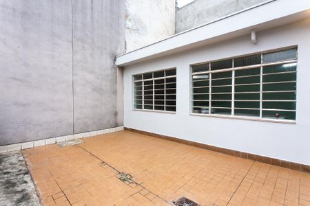 Casa à venda com 284m², 4 quartos e 6 vagas Casa à venda com 284m², 4 quartos e 6 vagasÁrea Externa