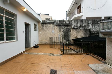Casa à venda com 284m², 4 quartos e 6 vagas Casa à venda com 284m², 4 quartos e 6 vagasÁrea Externa