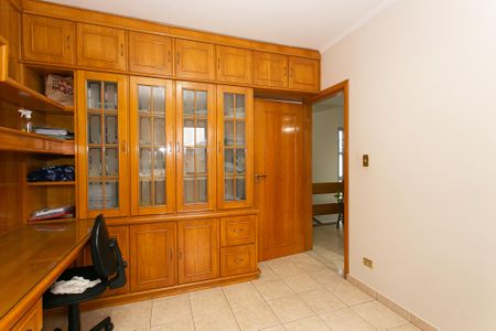 Casa à venda com 284m², 4 quartos e 6 vagas Casa à venda com 284m², 4 quartos e 6 vagasQuarto 1
