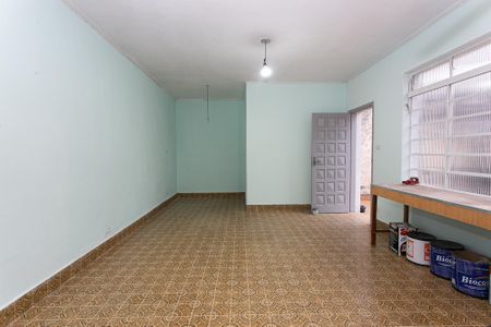 Casa à venda com 284m², 4 quartos e 6 vagas Casa à venda com 284m², 4 quartos e 6 vagasSalão