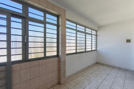 Casa à venda com 300m², 2 quartos e 4 vagasCozinha
