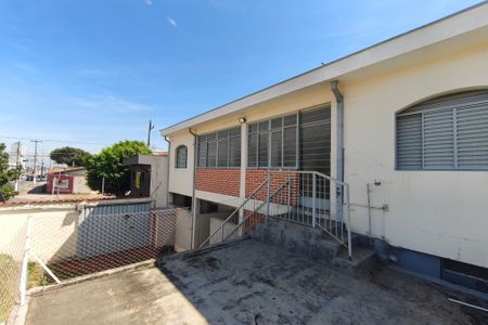 Casa à venda com 300m², 2 quartos e 4 vagasQuintal