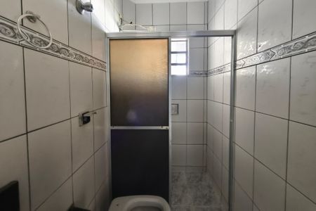 Casa à venda com 300m², 2 quartos e 4 vagasBanheiro