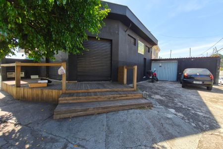 Casa à venda com 300m², 2 quartos e 4 vagasFachada