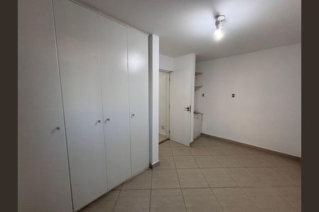 Apartamento para alugar com 220m², 5 quartos e 2 vagas Apartamento para alugar com 220m², 5 quartos e 2 vagasQuarto 4