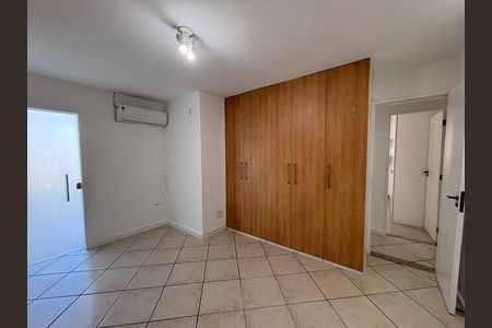 Apartamento para alugar com 220m², 5 quartos e 2 vagas Apartamento para alugar com 220m², 5 quartos e 2 vagasQuarto 3