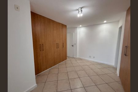 Apartamento para alugar com 220m², 5 quartos e 2 vagas Apartamento para alugar com 220m², 5 quartos e 2 vagasQuarto 3