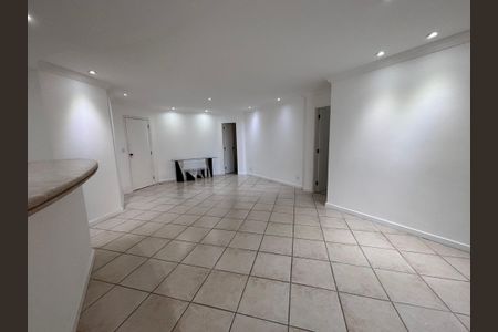 Apartamento para alugar com 220m², 5 quartos e 2 vagas Apartamento para alugar com 220m², 5 quartos e 2 vagasSala