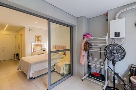 Varanda de kitnet/studio à venda com 1 quarto, 30m² em Jardim das Acacias, São Paulo