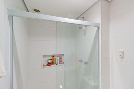 Banheiro de kitnet/studio à venda com 1 quarto, 30m² em Jardim das Acacias, São Paulo