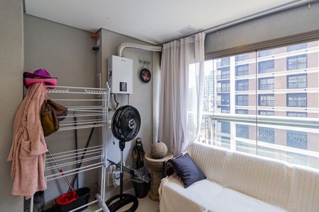Varanda de kitnet/studio à venda com 1 quarto, 30m² em Jardim das Acacias, São Paulo