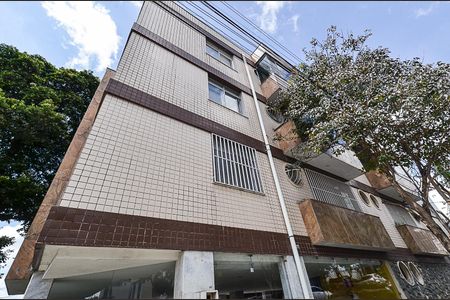 Apartamento à venda com 101m², 3 quartos e 2 vagasFachada