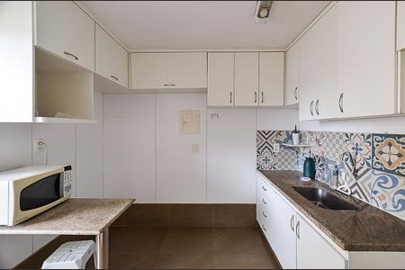 Apartamento à venda com 101m², 3 quartos e 2 vagasCozinha