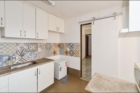 Apartamento à venda com 101m², 3 quartos e 2 vagasCozinha