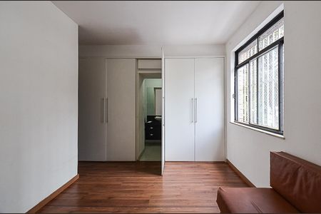 Apartamento à venda com 101m², 3 quartos e 2 vagasSuíte