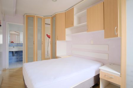 Apartamento para alugar com 77m², 3 quartos e 2 vagasSuíte