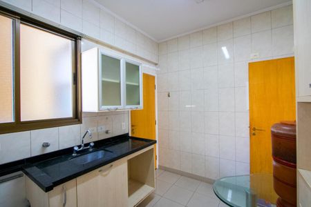 Apartamento para alugar com 98m², 3 quartos e 2 vagasCozinha