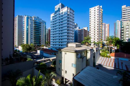 Apartamento para alugar com 98m², 3 quartos e 2 vagasVista da varanda