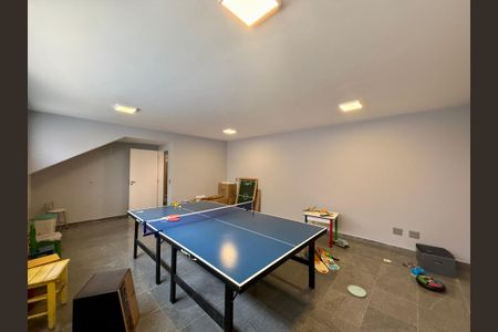 Casa de condomínio à venda com 397m², 4 quartos e 4 vagasÁrea comum