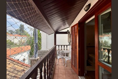 Casa de condomínio à venda com 397m², 4 quartos e 4 vagasSacada Suíte 3 e 4