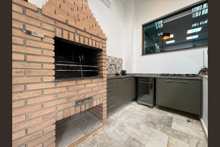 Casa de condomínio à venda com 397m², 4 quartos e 4 vagasChurrasqueira
