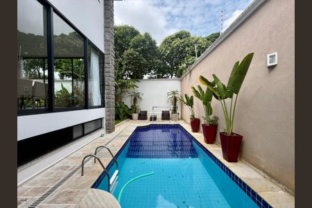 Casa de condomínio à venda com 397m², 4 quartos e 4 vagasPiscina 