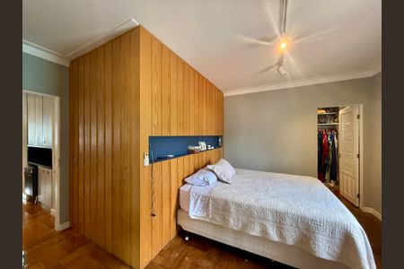 Casa de condomínio à venda com 397m², 4 quartos e 4 vagasSuíte 4