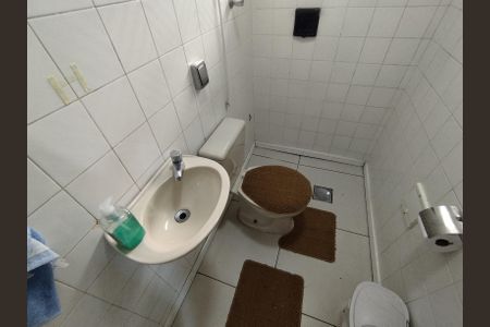 Casa à venda com 315m², 3 quartos e 3 vagasBanheiro - torneira