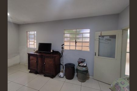 Casa à venda com 315m², 3 quartos e 3 vagasQuarto de Serviço