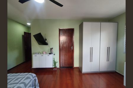 Casa à venda com 315m², 3 quartos e 3 vagasSuíte 